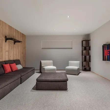 Calme A - 4 Chambres, Proche Centre, Parking Inclus - Fr-1-569-201